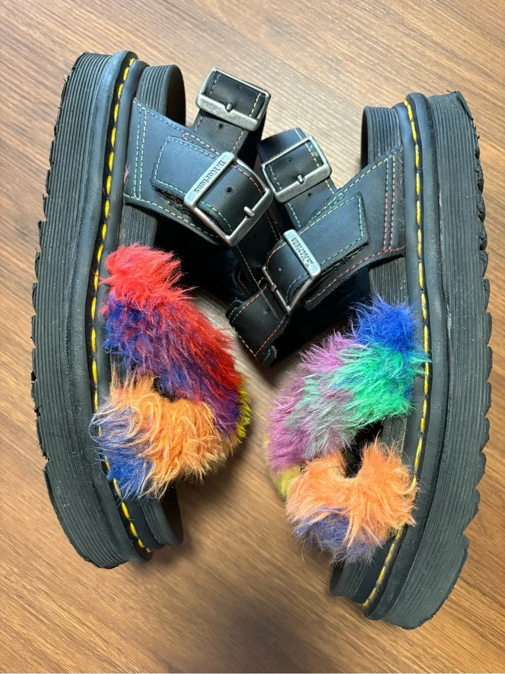 Dr. Martens Voss II Fluffy Faux Faur Sandals size 7